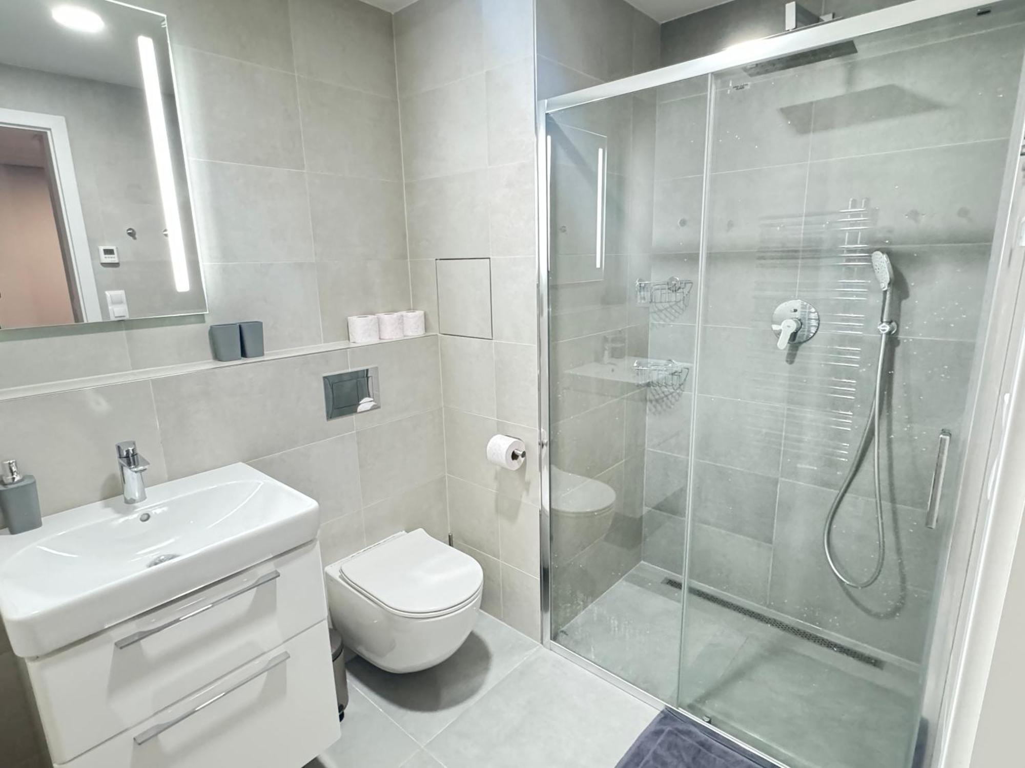 Free Parking - Cozy Apartment Near Vysehrad Railway Bridge Прага Екстериор снимка