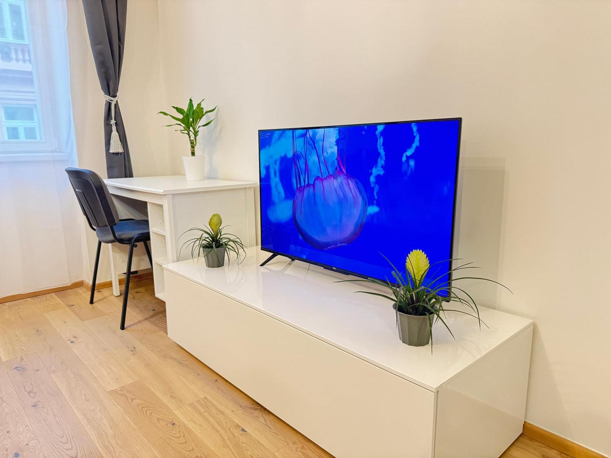 Free Parking - Cozy Apartment Near Vysehrad Railway Bridge Прага Екстериор снимка