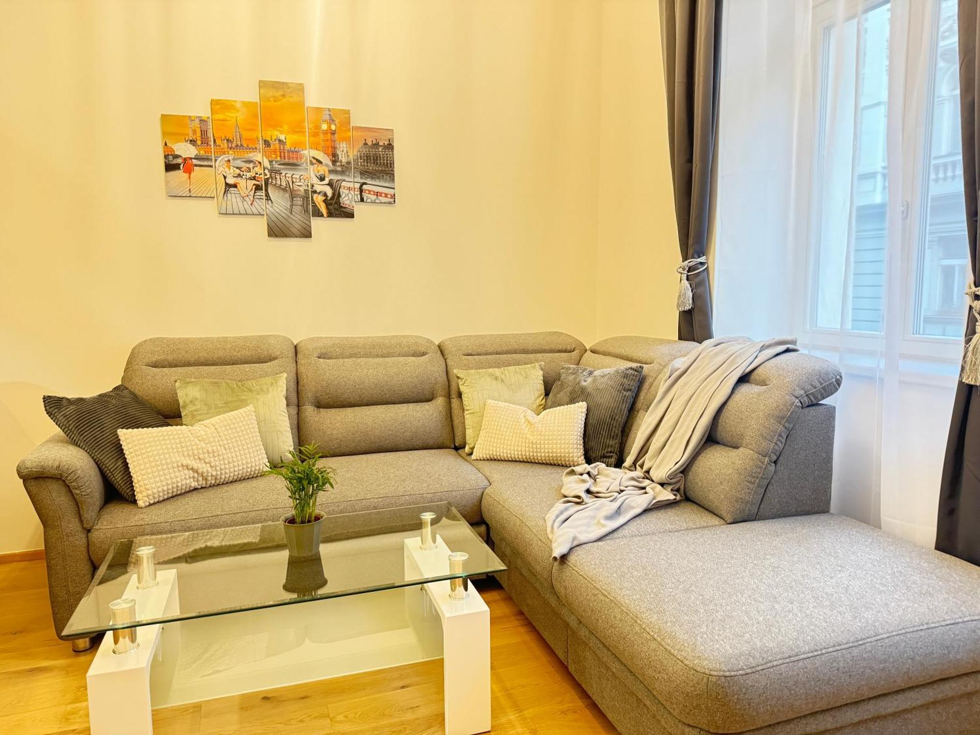 Free Parking - Cozy Apartment Near Vysehrad Railway Bridge Прага Екстериор снимка