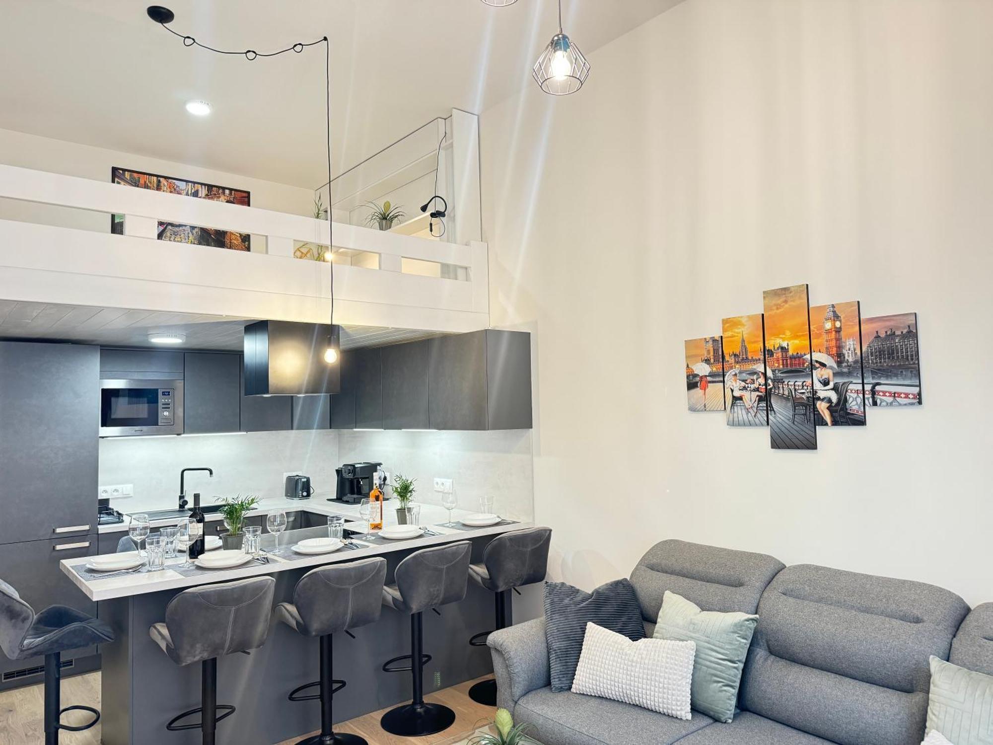 Free Parking - Cozy Apartment Near Vysehrad Railway Bridge Прага Екстериор снимка